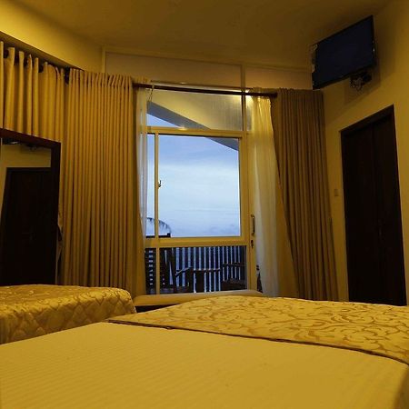 Rock Fort Beach Resort Унаватуна Екстериор снимка